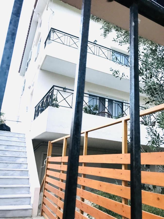Beautiful Maisonette With A View To The Mountains And The Sea Agia Marina  外观 照片